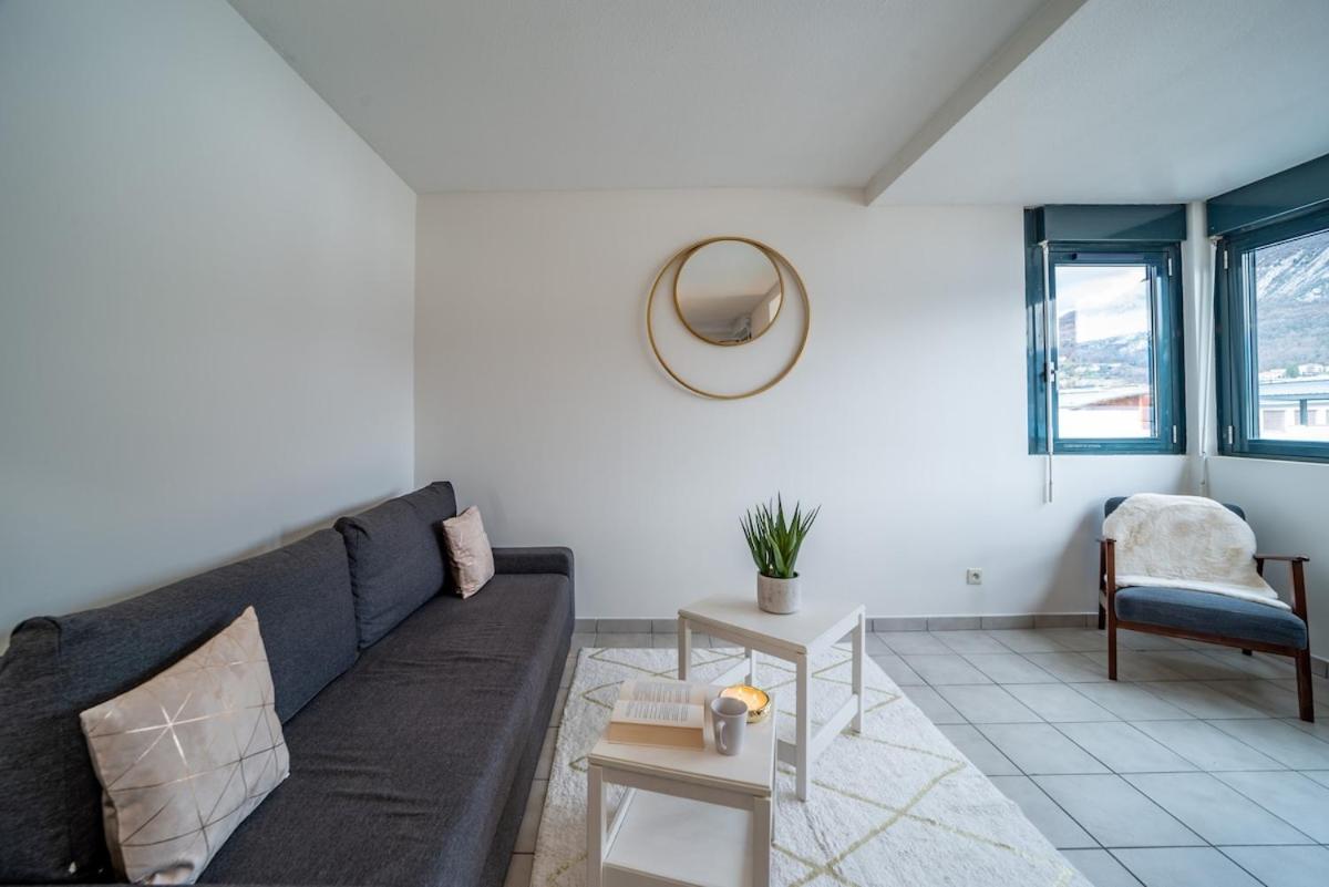 Standing Europole, Garage Prive, Calme, Netflix Διαμέρισμα Γκρενόμπλ Εξωτερικό φωτογραφία
